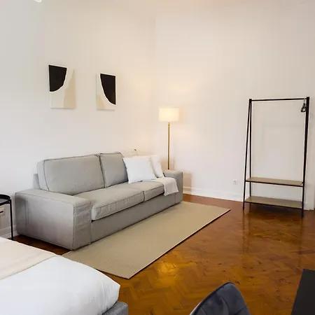 4d- Wake Up In Lisbon, Where History Meets Everyday Local Life بيت ضيافة Lisboa